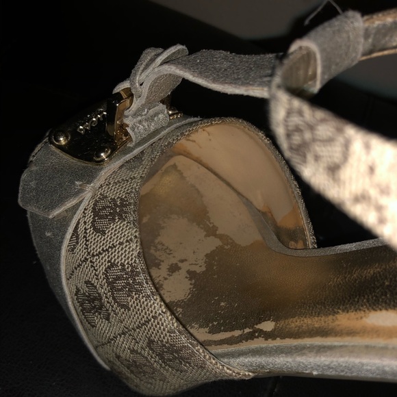 GUESS high heels Gold tone - Picture 5 of 5